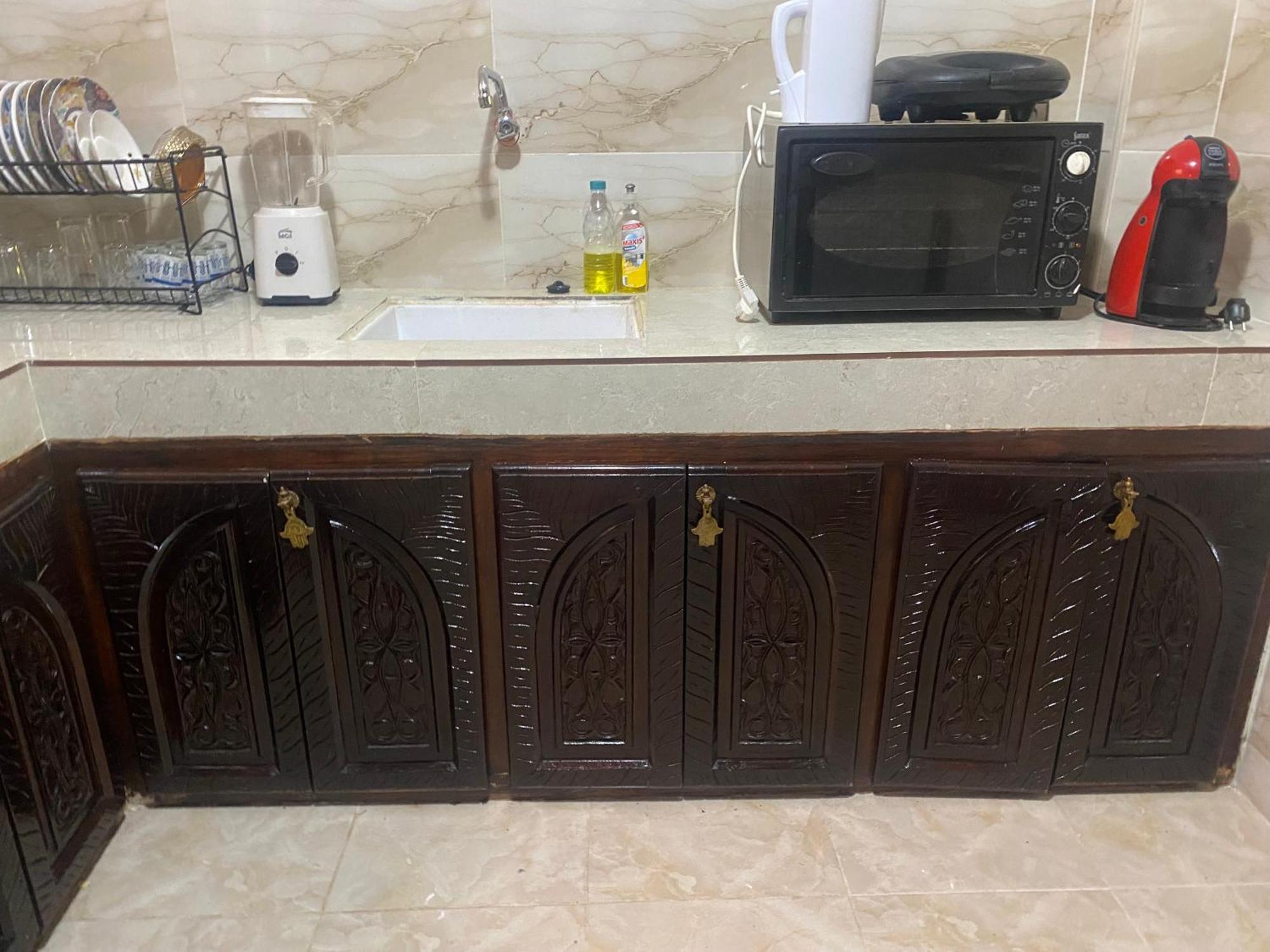 Riad Nezha Avec Jacuzzi Et 3 Piscines Au Coeur De Marrakesh Exterior foto